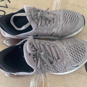 Nike air max 270 taupe color